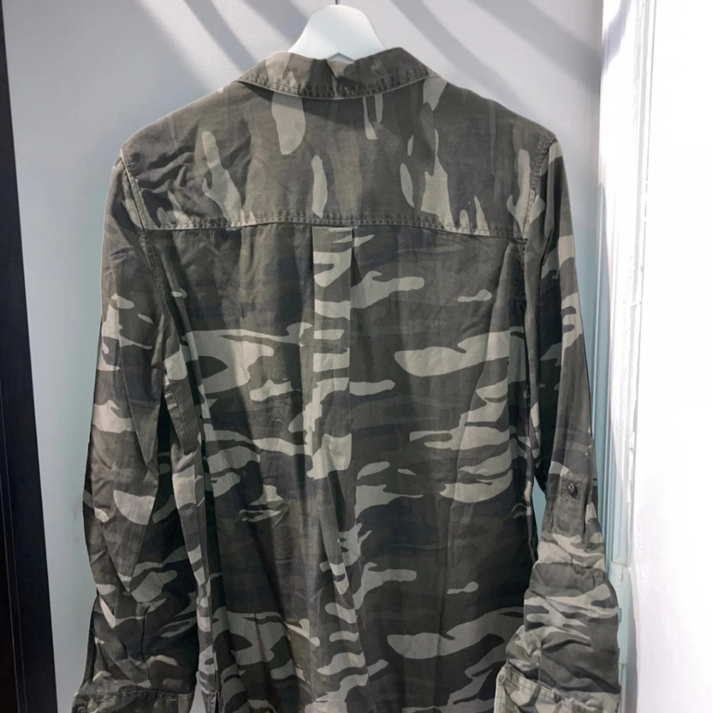 Shirt - Picture 2 of 2